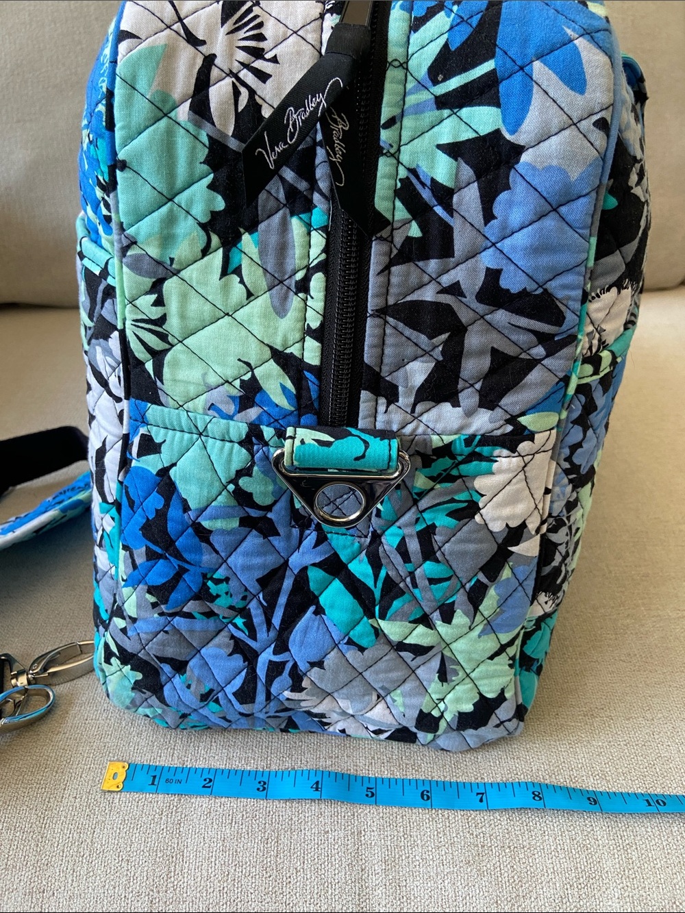 Sale! Vera Bradley Weekender Travel Bag in Camofloral (retired) w/Shoulder Strap - Picture 13 of 16